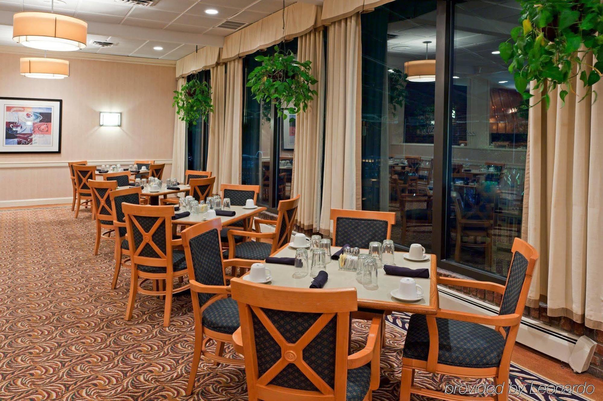 Holiday Inn Johnstown-Gloversville Nhà hàng bức ảnh